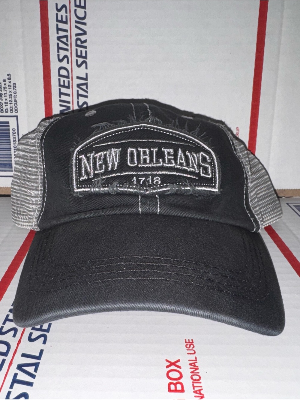 New Orleans 🥘 1718 mesh Trucker Hat baseball cap Vtg sax 🎷 saxophone patch